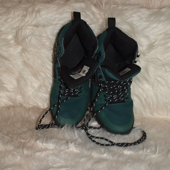 Men\'s Hiking BOOTS SIZE 9 1/2 Green W/Black By DC Shoes USED FOR PHOTO SHOOT main image 7